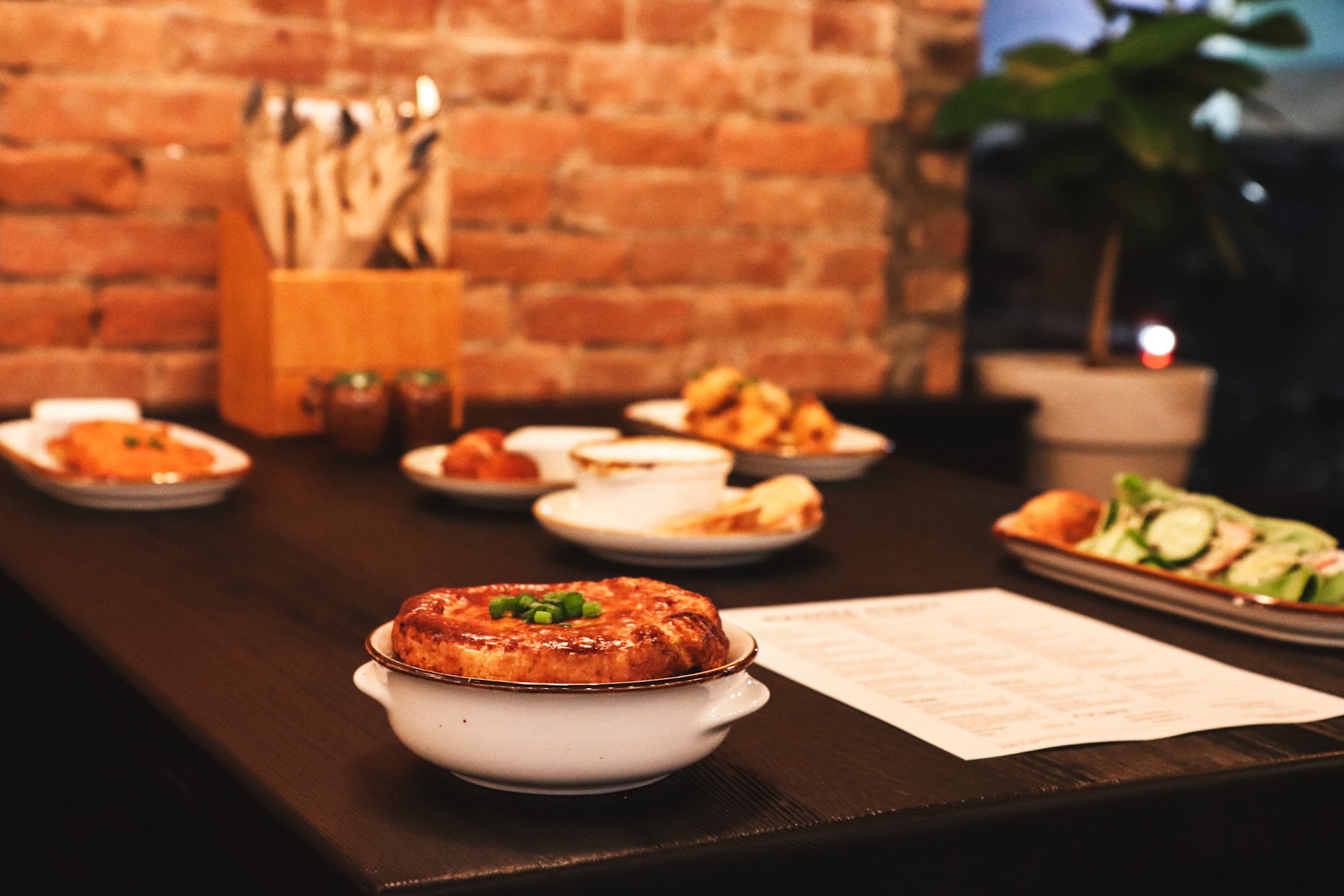 Maumee Street dining room